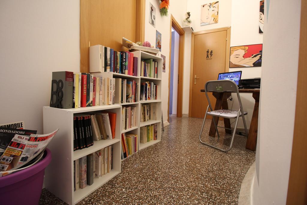 사사리 Bed 'N Books B&B 외부 사진