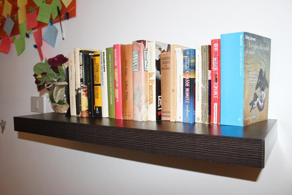 사사리 Bed 'N Books B&B 외부 사진